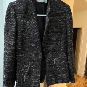 Tahari blazer